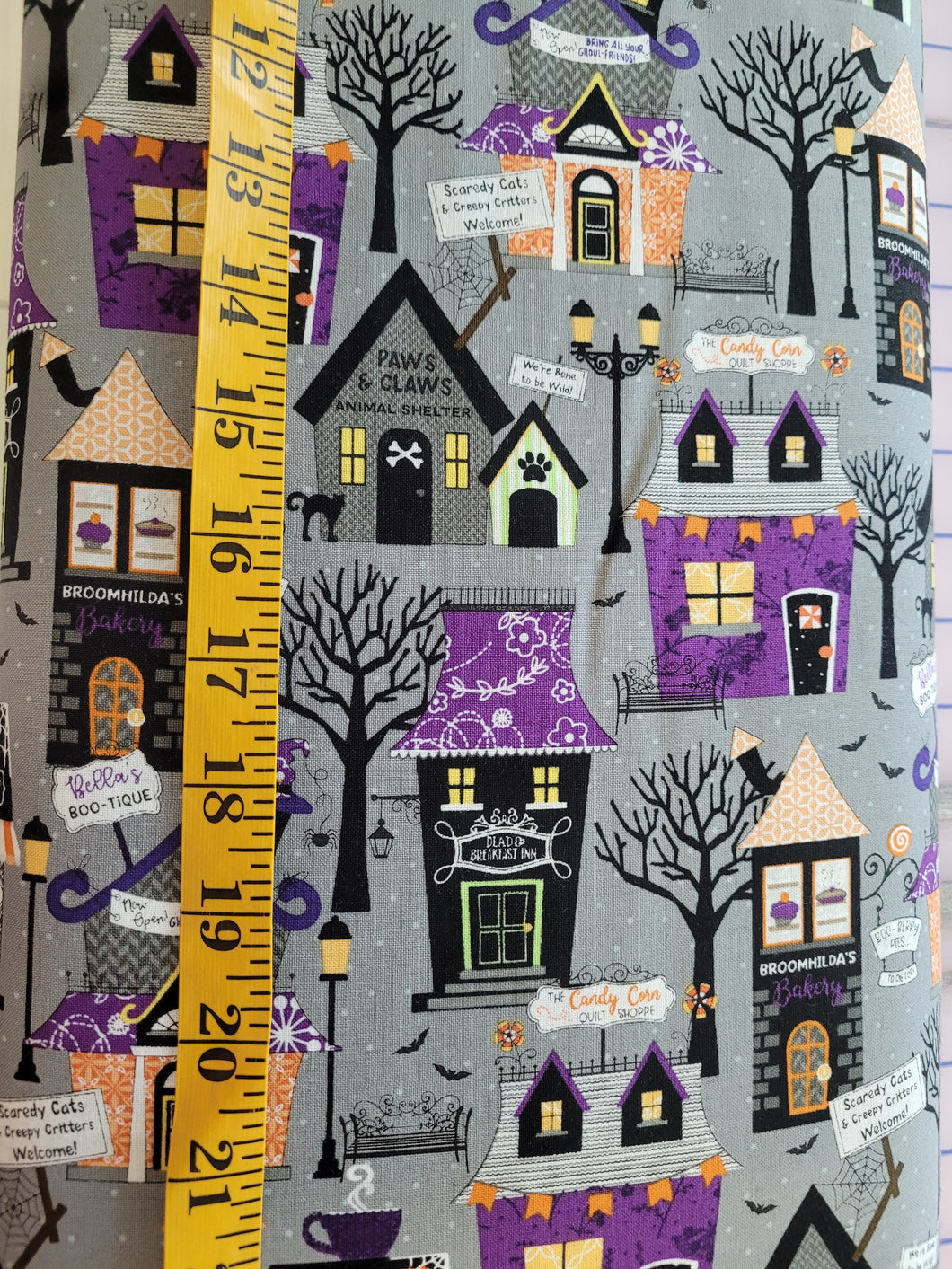 Maywood Studio Hometown Halloween Houses - Grey