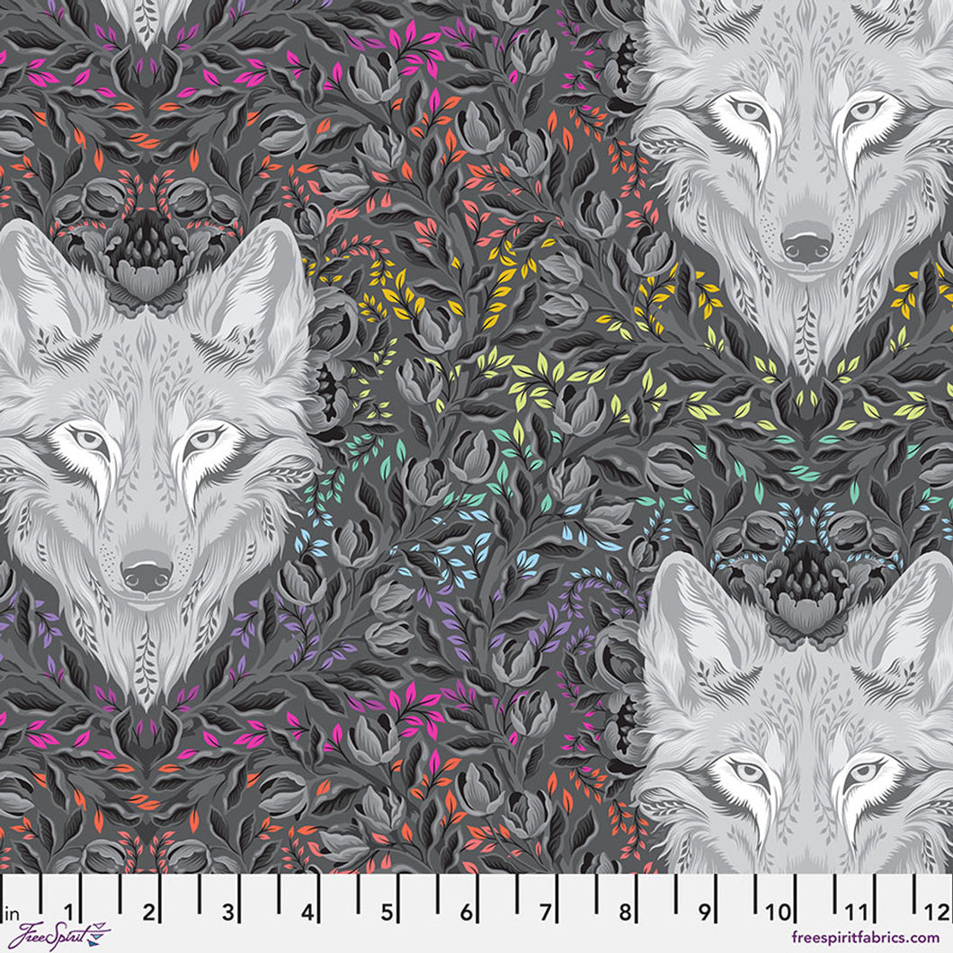 Free Spirit Tula Pink Graywork Wolf Of Pink Street - Carbon